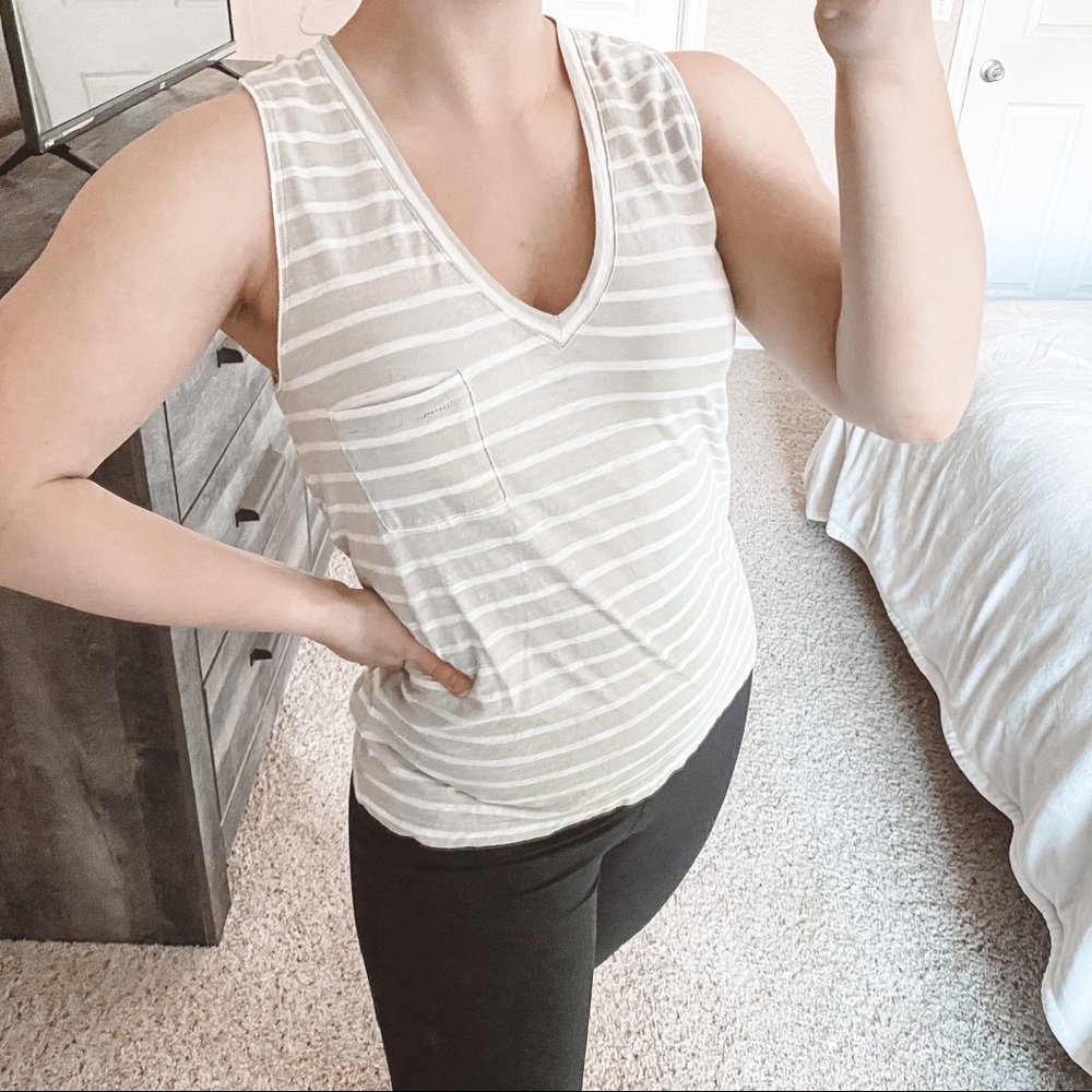 🌟 Madewell Light Green White Striped V Neck Tank Top